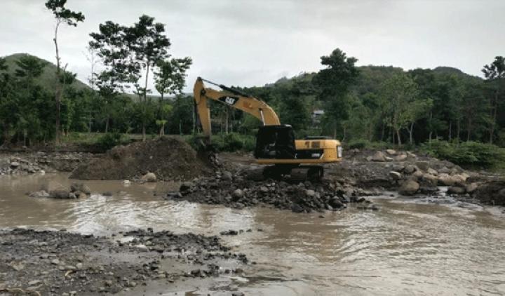 Warga Desa Siru Keluhkan Kehadiran Perusahan Tambang Milik CV Wae Wake