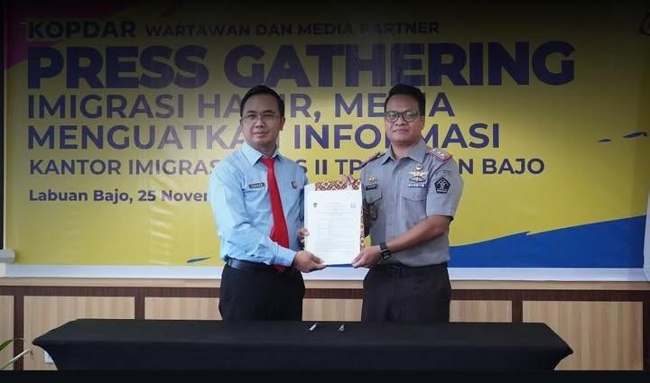 Dukung Pengawasan WNA, Imigrasi Labuan Bajo dan Kejari Mabar Jalin Kolaborasi Strategis