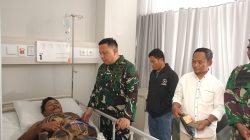Hadir Sebagai Orang Tua, Dandim 1630/ Mabar Jenguk Korban Pemukulan Oleh Anggota TNI di RS Siloam Labuan Bajo.