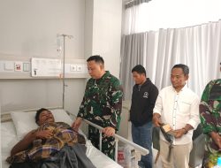 Hadir Sebagai Orang Tua, Dandim 1630/ Mabar Jenguk Korban Pemukulan Oleh Anggota TNI di RS Siloam Labuan Bajo.